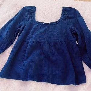 Blue longe sleeve blouse